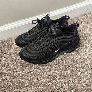 Nike air max 97 black out size 7
